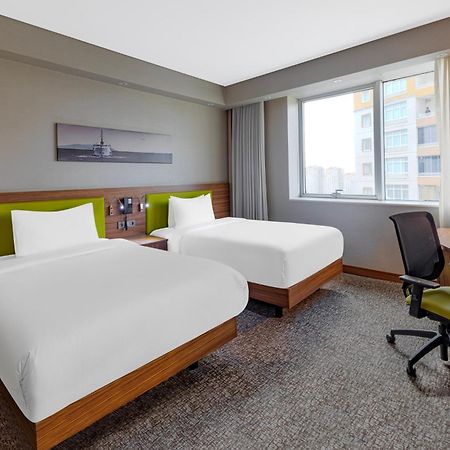 Hampton By Hilton Istanbul Kayasehir Istambul Exterior foto