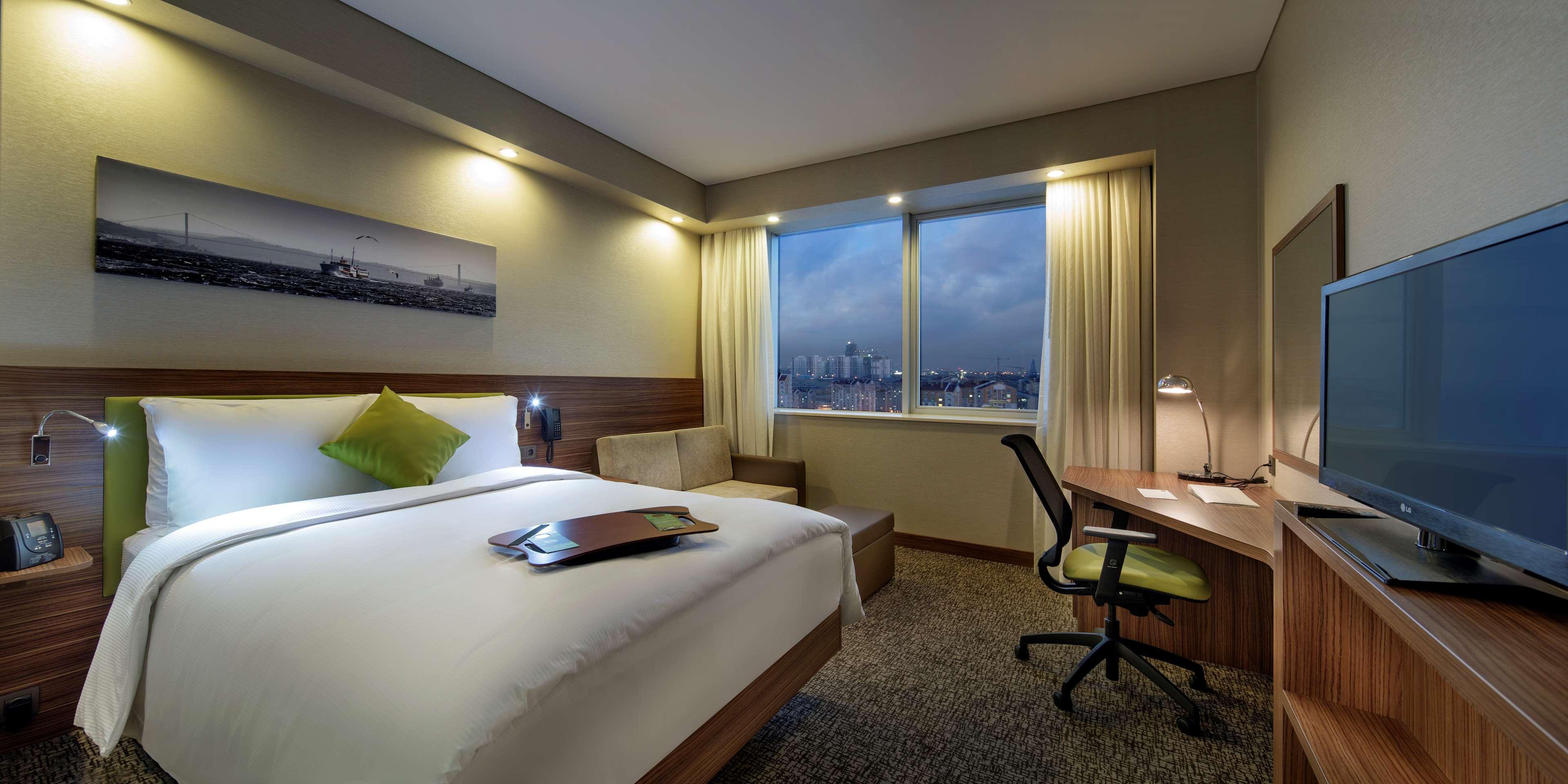 Hampton By Hilton Istanbul Kayasehir Istambul Exterior foto
