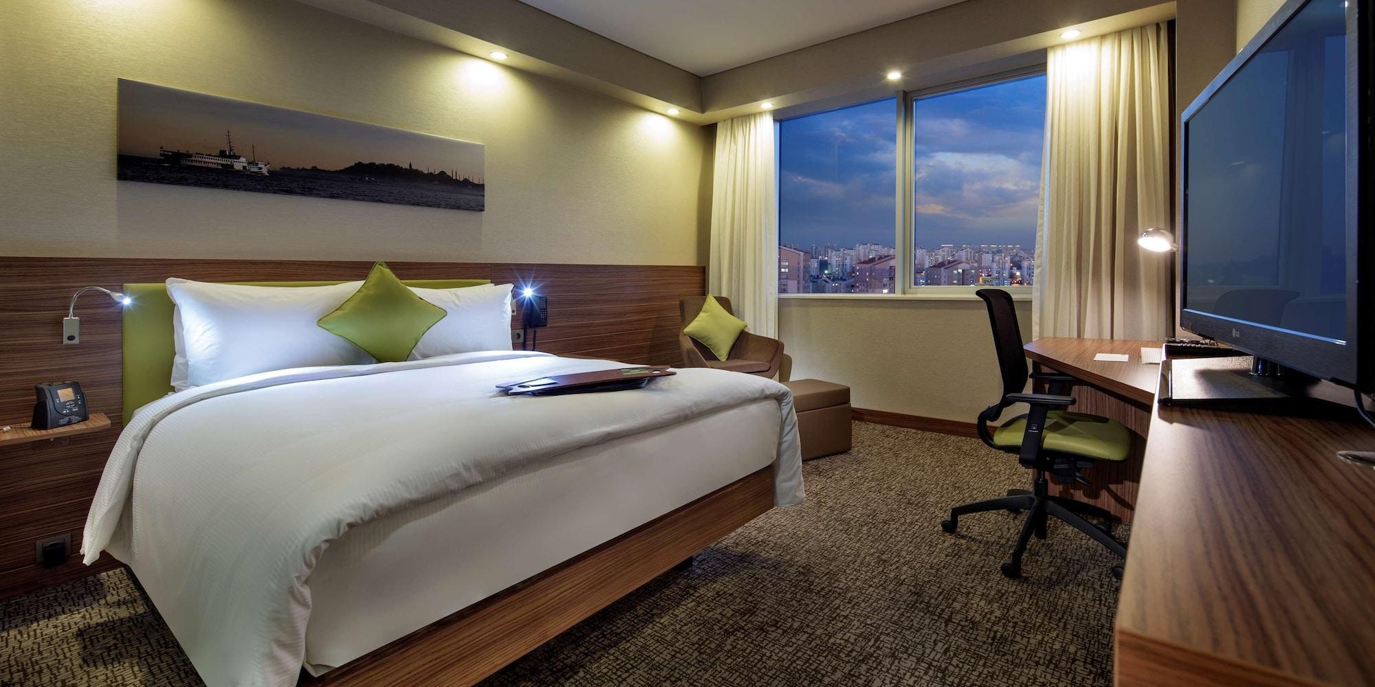 Hampton By Hilton Istanbul Kayasehir Istambul Exterior foto