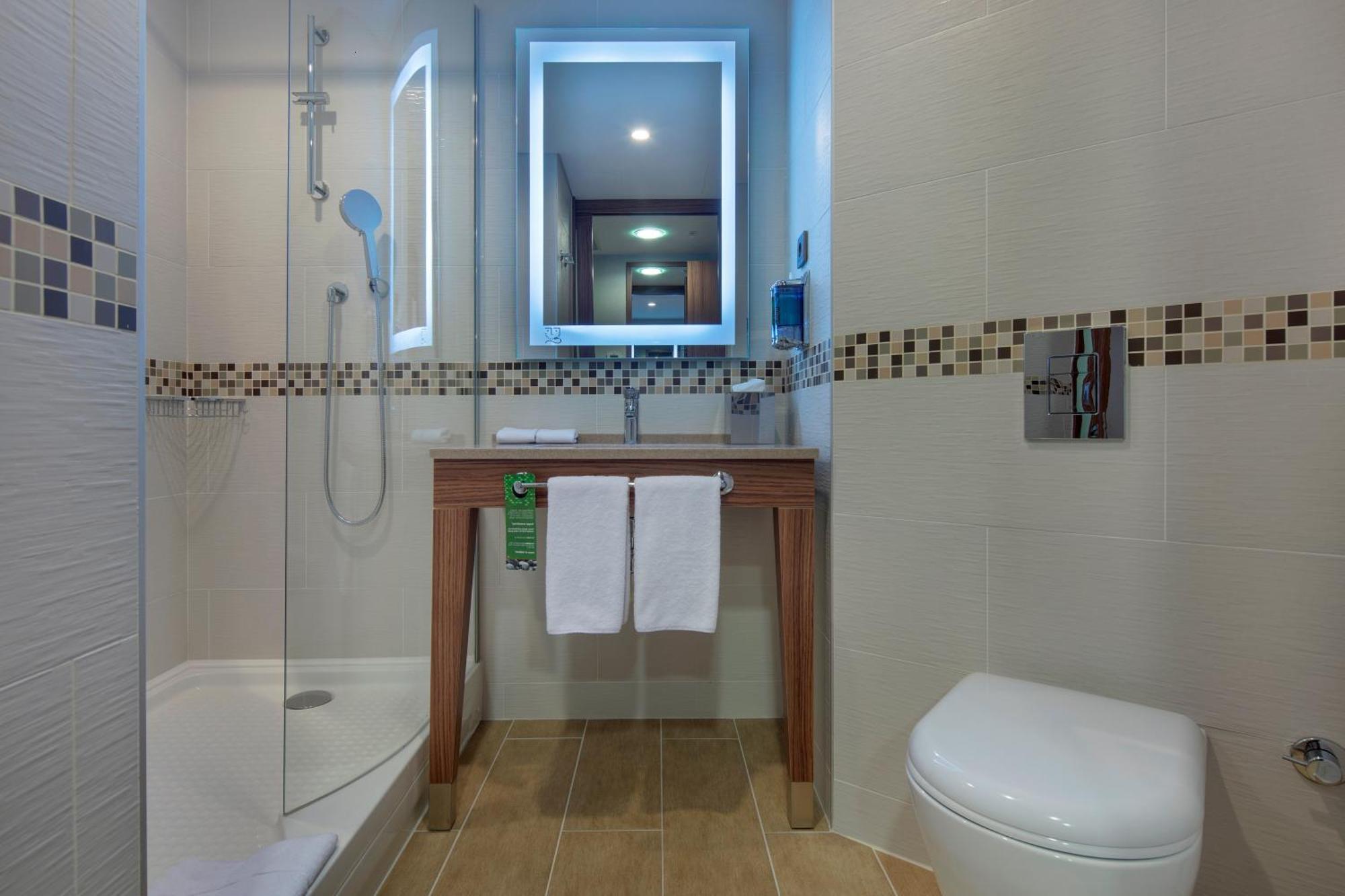 Hampton By Hilton Istanbul Kayasehir Istambul Exterior foto