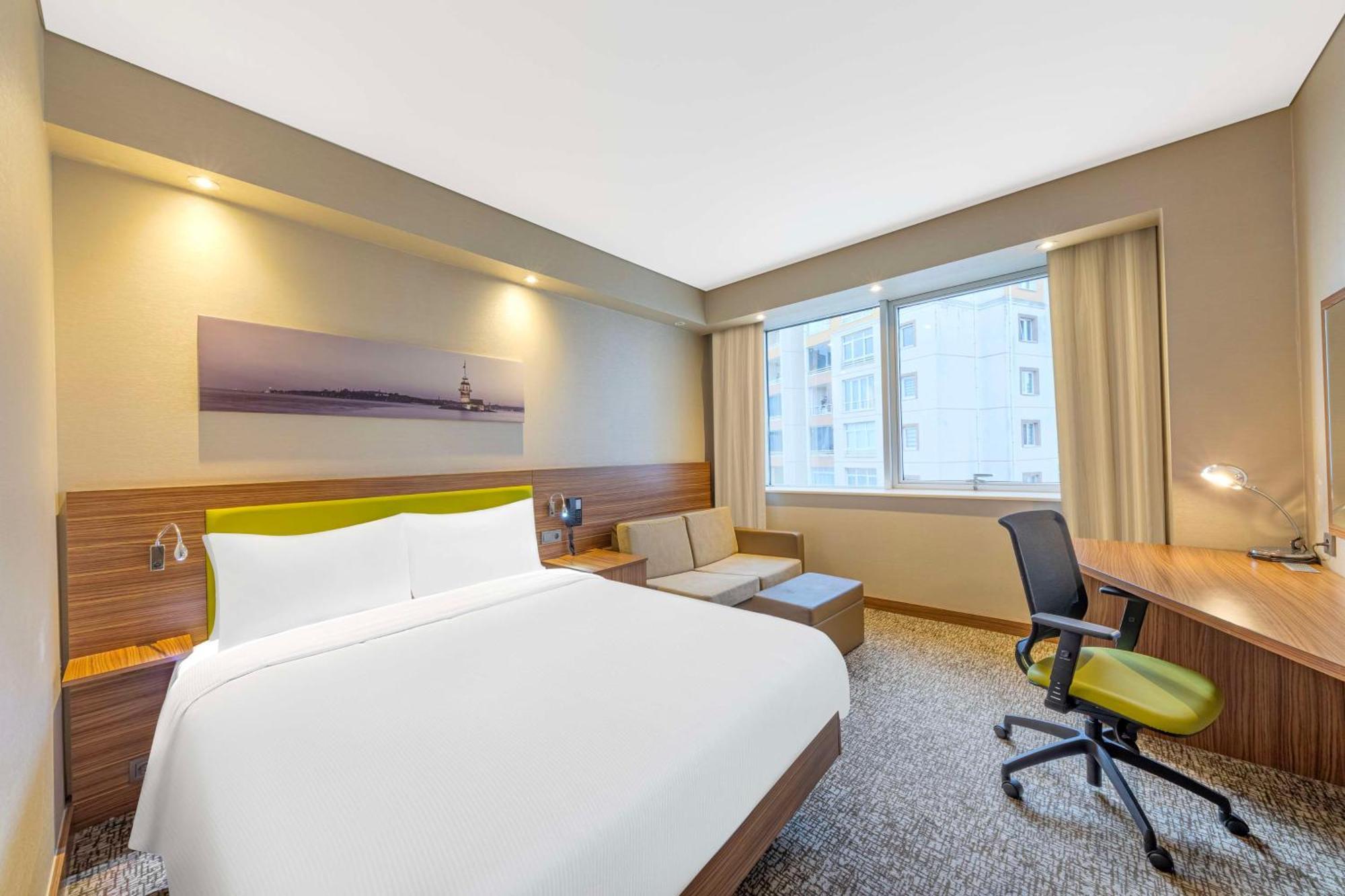 Hampton By Hilton Istanbul Kayasehir Istambul Exterior foto