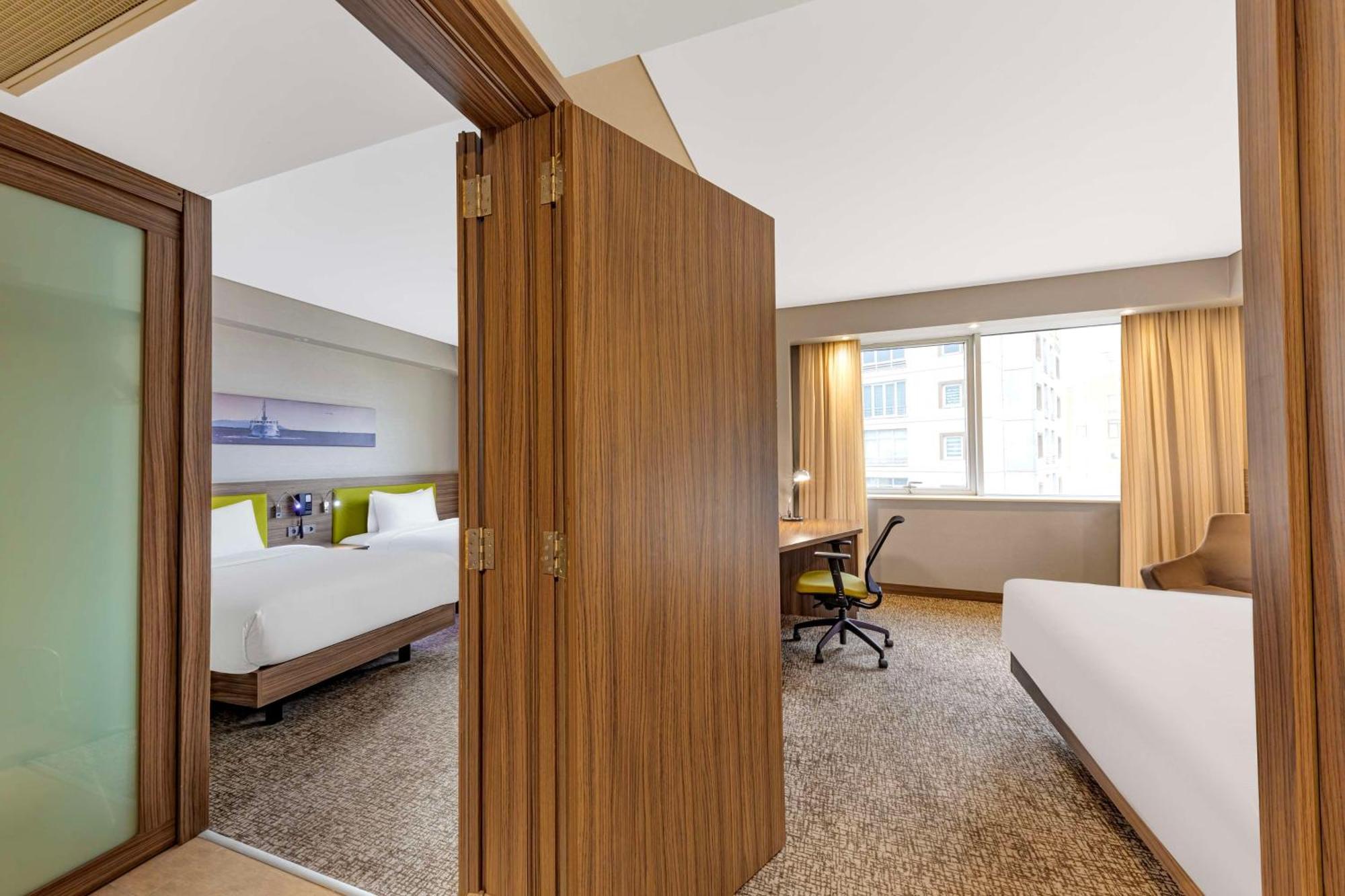 Hampton By Hilton Istanbul Kayasehir Istambul Exterior foto