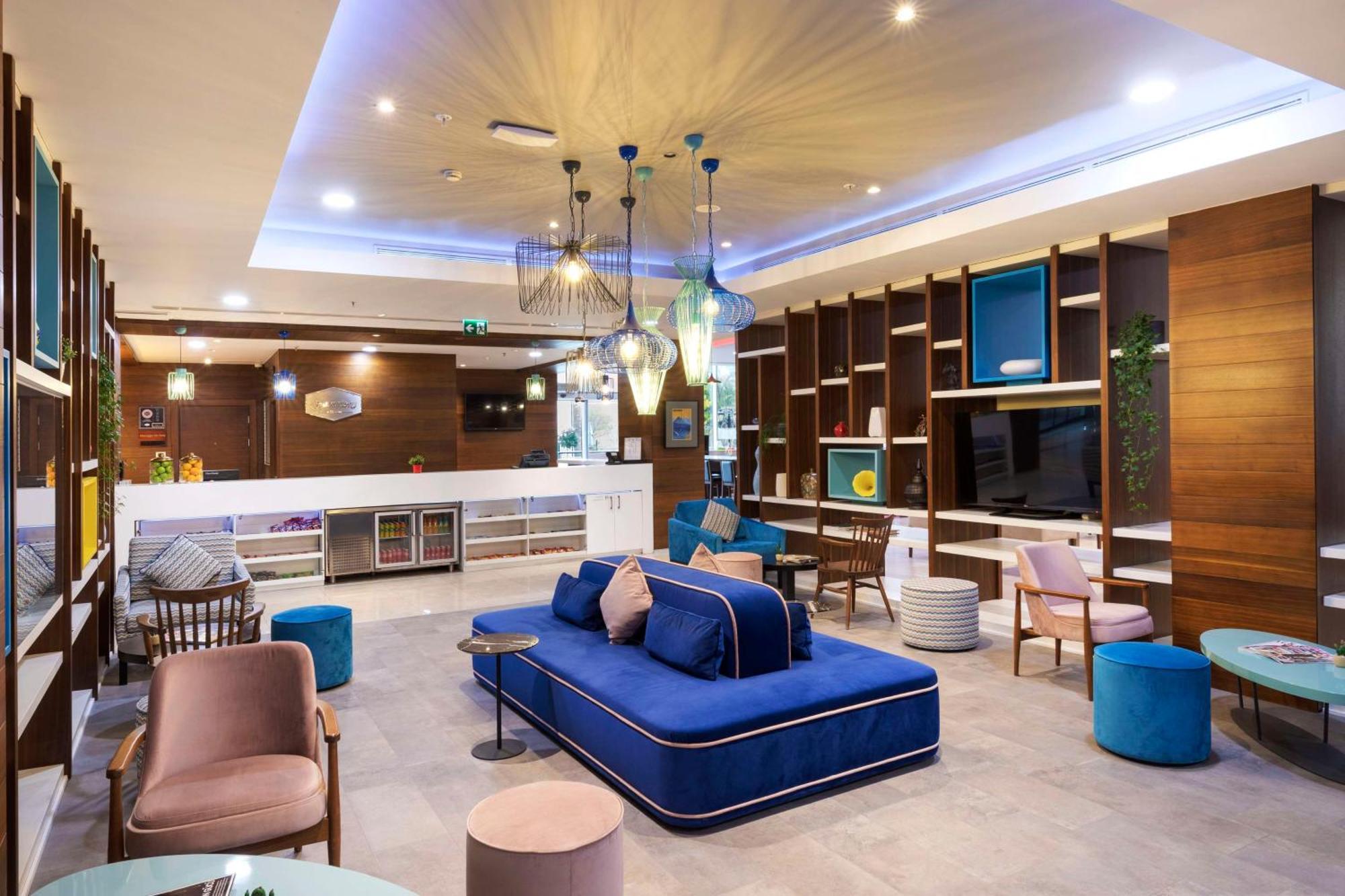 Hampton By Hilton Istanbul Kayasehir Istambul Exterior foto