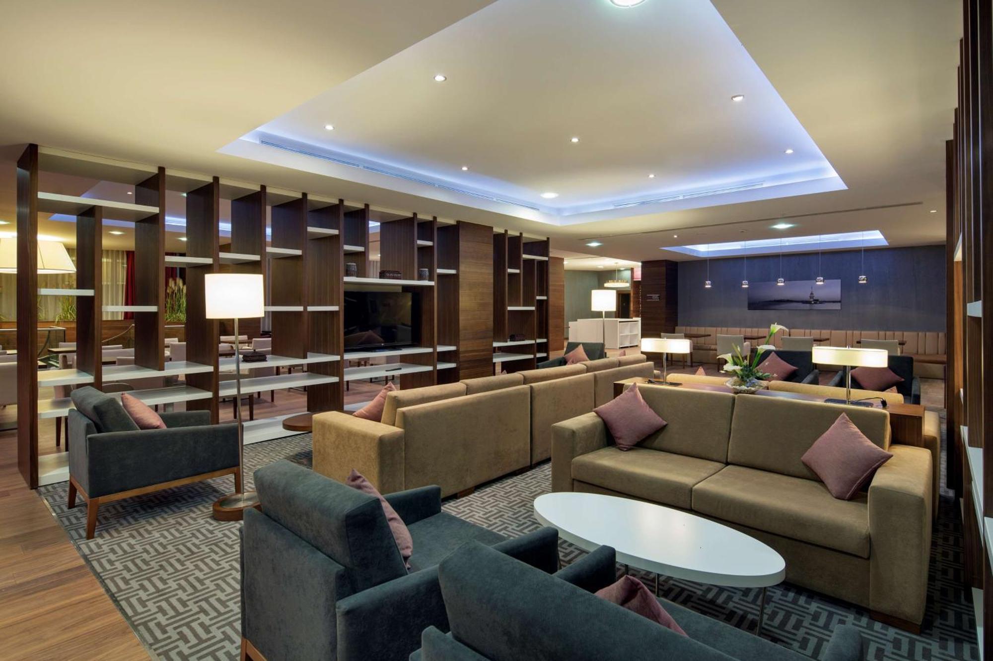 Hampton By Hilton Istanbul Kayasehir Istambul Exterior foto
